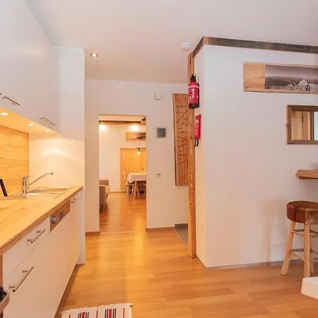 Apartment Alte Zimmerei Lofer