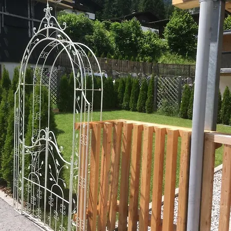 Alte Zimmerei - *
